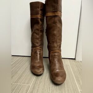 Earthies or Carthies Long Leather Wedge Boots Bark 8.5